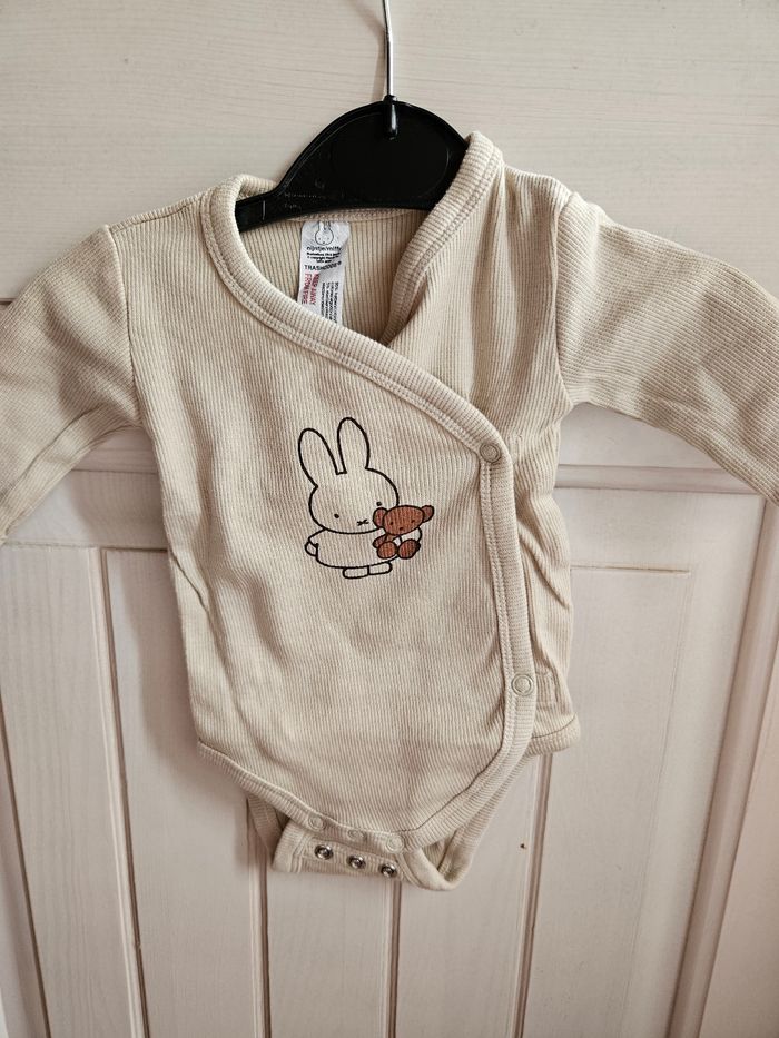 ​Ensemble Bébé Neuf (Pyjama + Body) Miffy T.56 - Zeeman - photo numéro 3