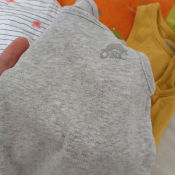 Lot bodies été 6m - photo numéro 8