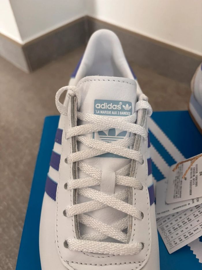 Sneakers Adidas Country OG neuves Taille 39 1/3 - photo numéro 4