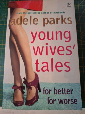 Livre "adele park young wives' tales" en très bon état