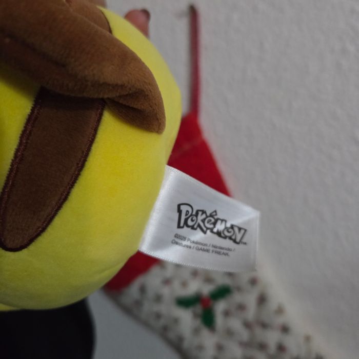 Peluche Pikachu - photo numéro 6