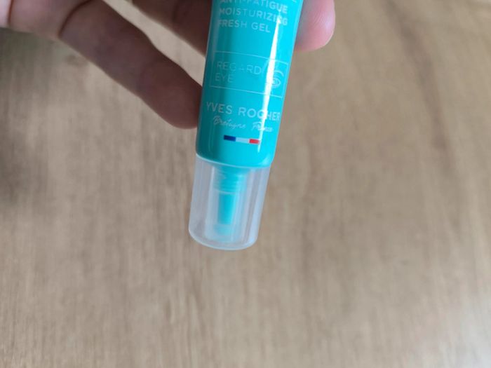Gel frais défatigant hydratant Yves Rocher - photo numéro 3