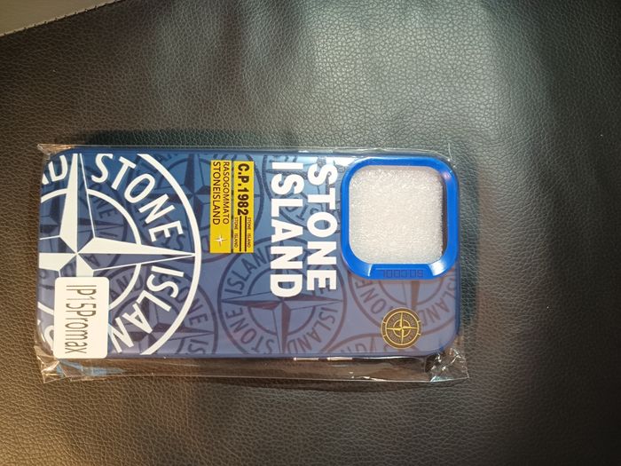 Coque stone island bleu ip15 pro max