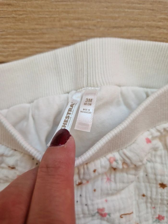Pantalon fille Orchestra blanc fleurs étoiles 60 cm - photo numéro 3