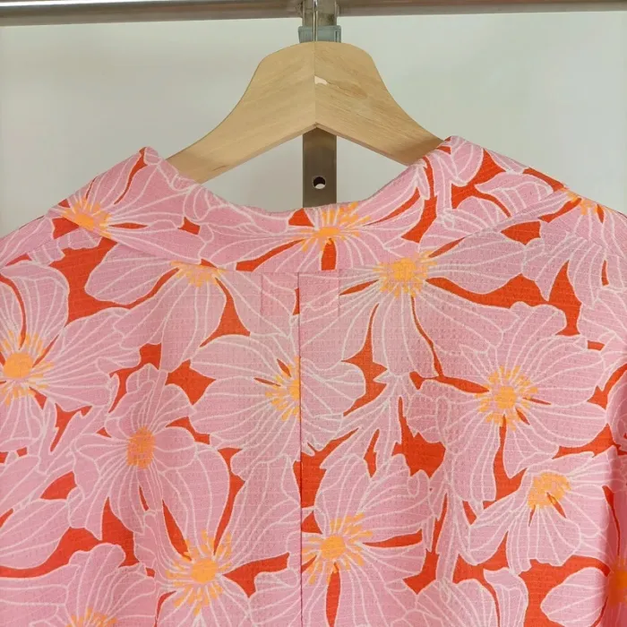 Chemise fluide fleurie rose orange CMT Atelier, col V nouée devant, taille M A516 - photo numéro 8