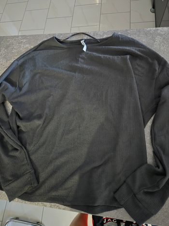 Tee shirt