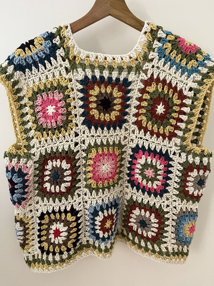 gilet au crochet granny square, veste bohème, cardigan au crochet - photo numéro 5