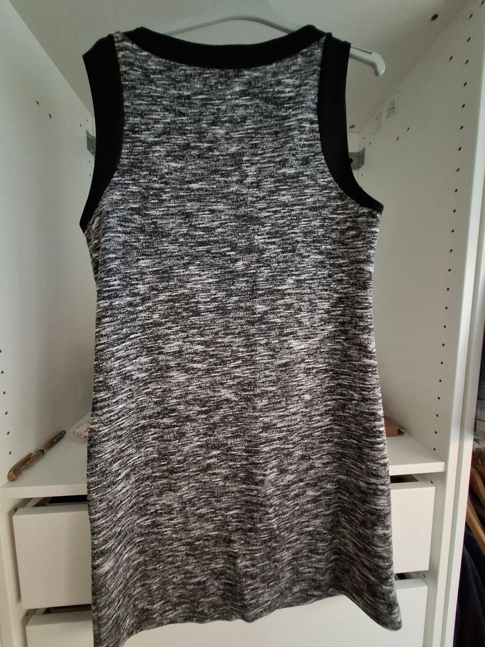 Robe grise - photo numéro 2