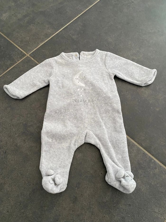 Lot pyjamas - photo numéro 2