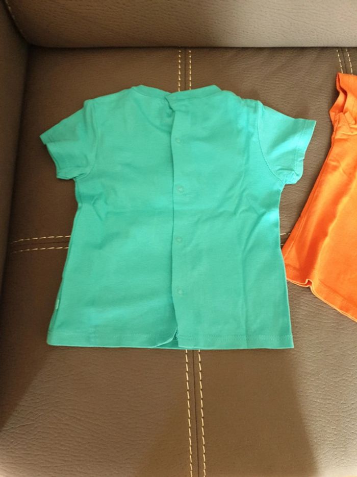 2 tee-shirt manches courtes 6 mois - photo numéro 4