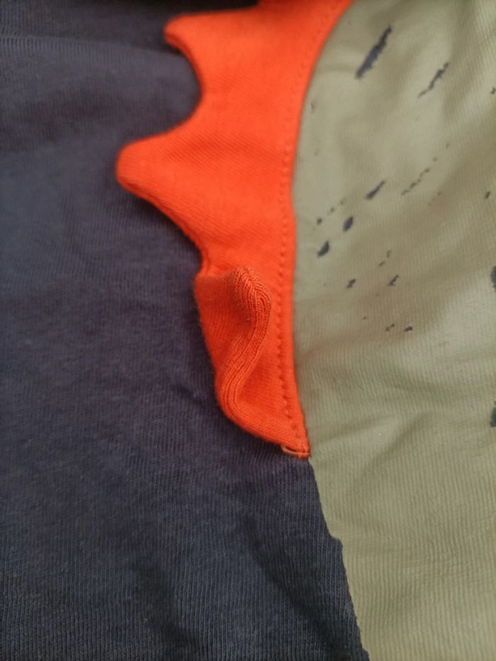 T-shirt garçon 92cm Bleu marine manches longues Motif dinosaure - photo numéro 3