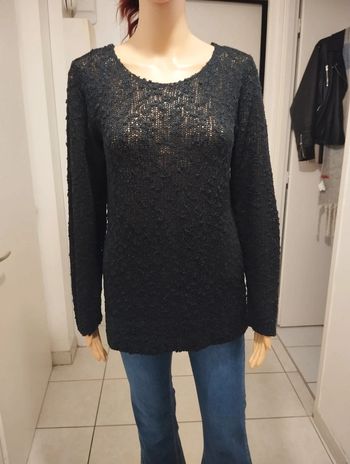 Pull ajouré avec laçage