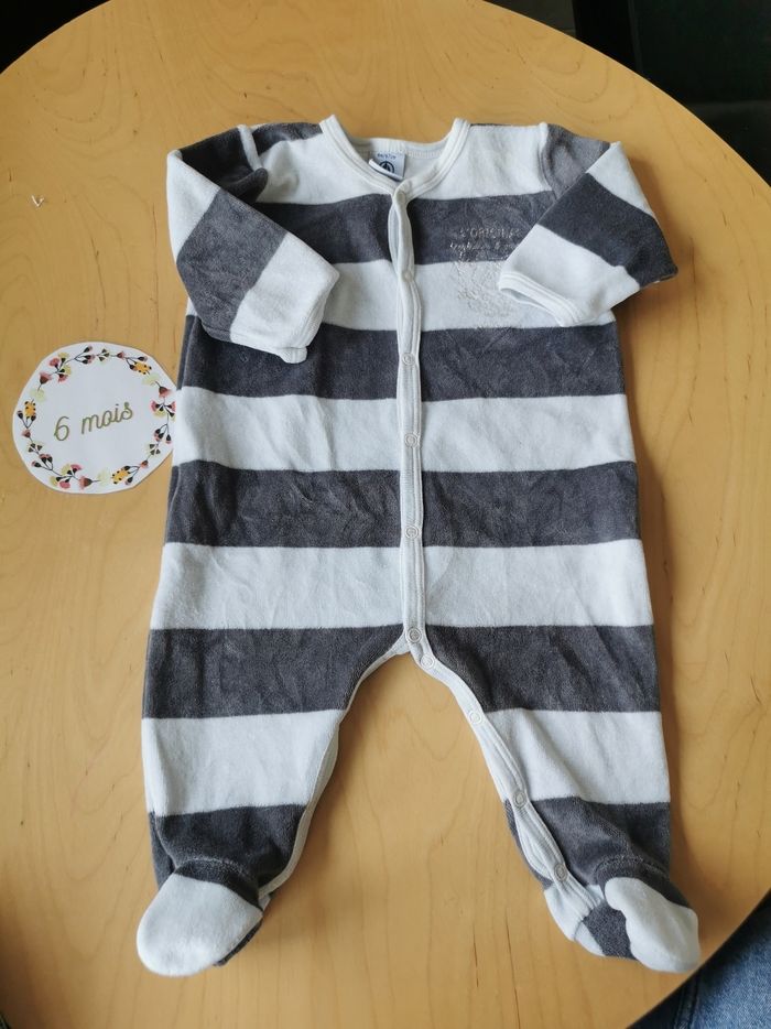 Lot de 2 pyjamas en velour bébé 6mois petit bateau - photo numéro 2