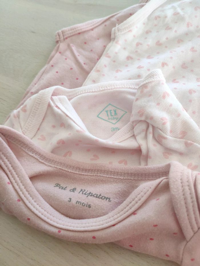 Lot deux bodies 3 mois roses fille manches longues et courtes - photo numéro 6
