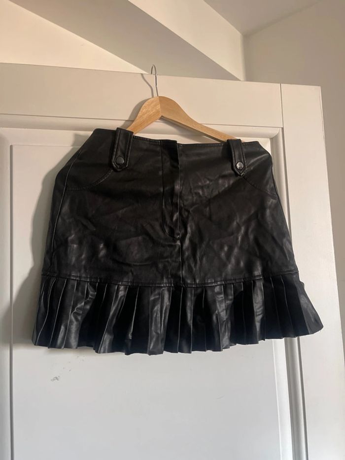 Jupe en cuir avec volants
