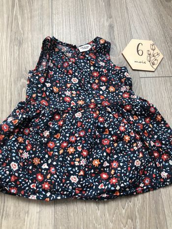 Jolie robe d’été fleurie TAO taille 6 mois