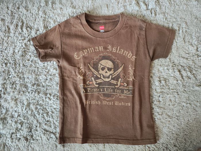 Tee-shirt taille XS (2-4 ans)