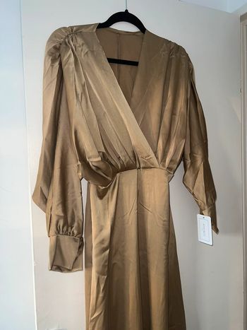 Robe Satin Beige