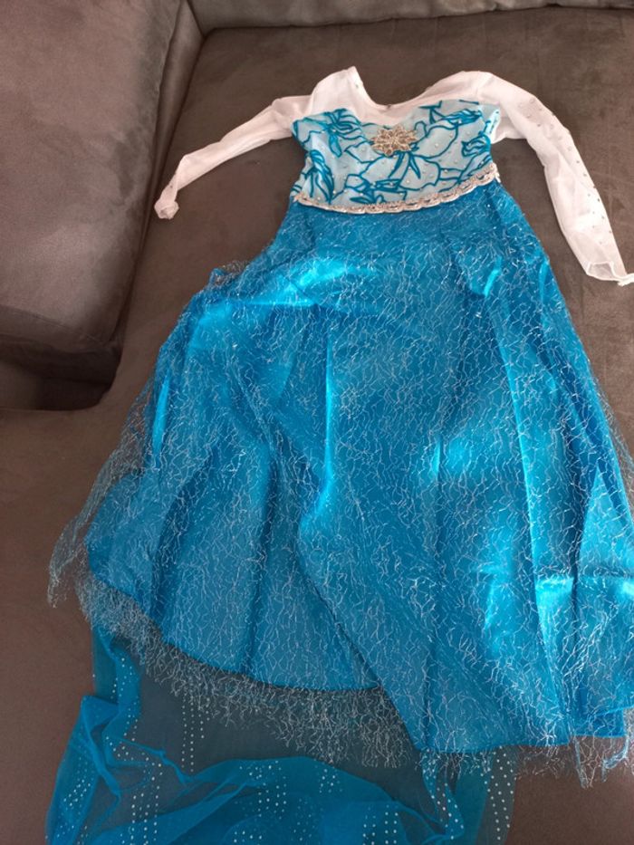 Robe déguisement elsa reine des neiges avec longue traîne 3/4 ans
