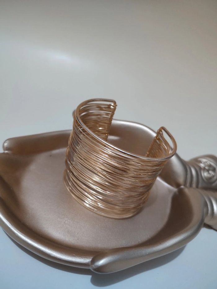 Manchette - photo numéro 3