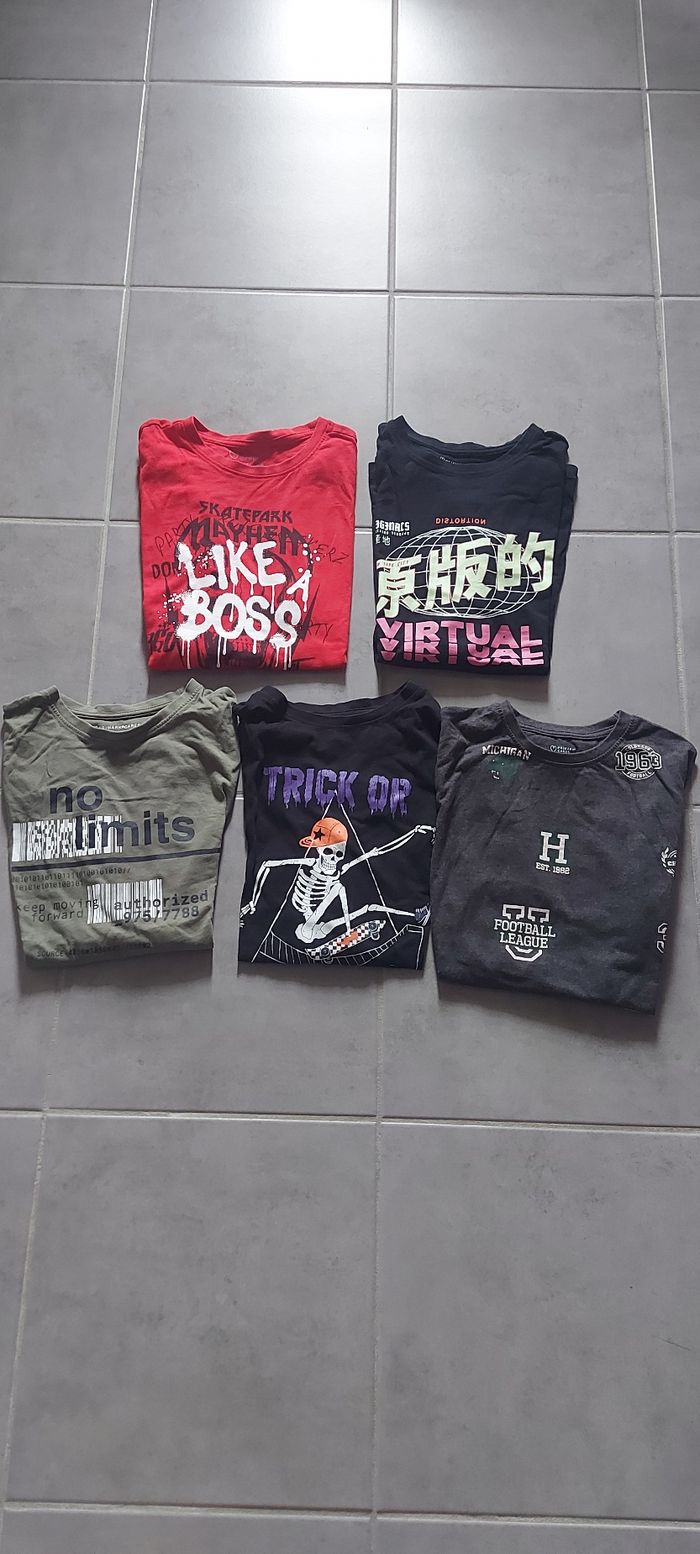 Lot de t-shirts manches longues taille 11/12 ans