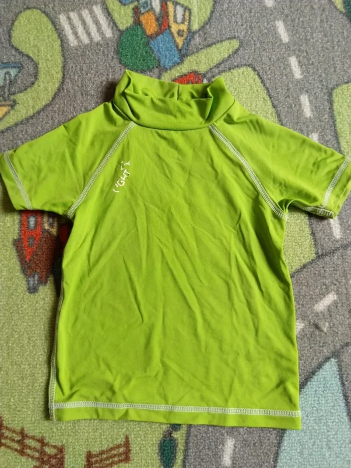 Ensemble Short de bain / maillot de bain - tee shirt de bain 3-4 ans dechatlon - photo numéro 6