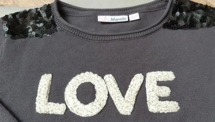 Pull gris "love" lili marelle 6 ans en parfait état 6 ans / 116 cm - photo numéro 3