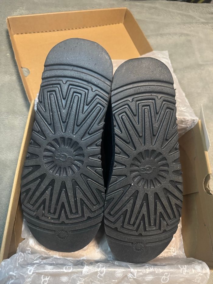 UGG - Tazz noir - photo numéro 6