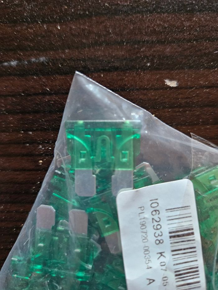 Lot de fusibles 30A - photo numéro 2