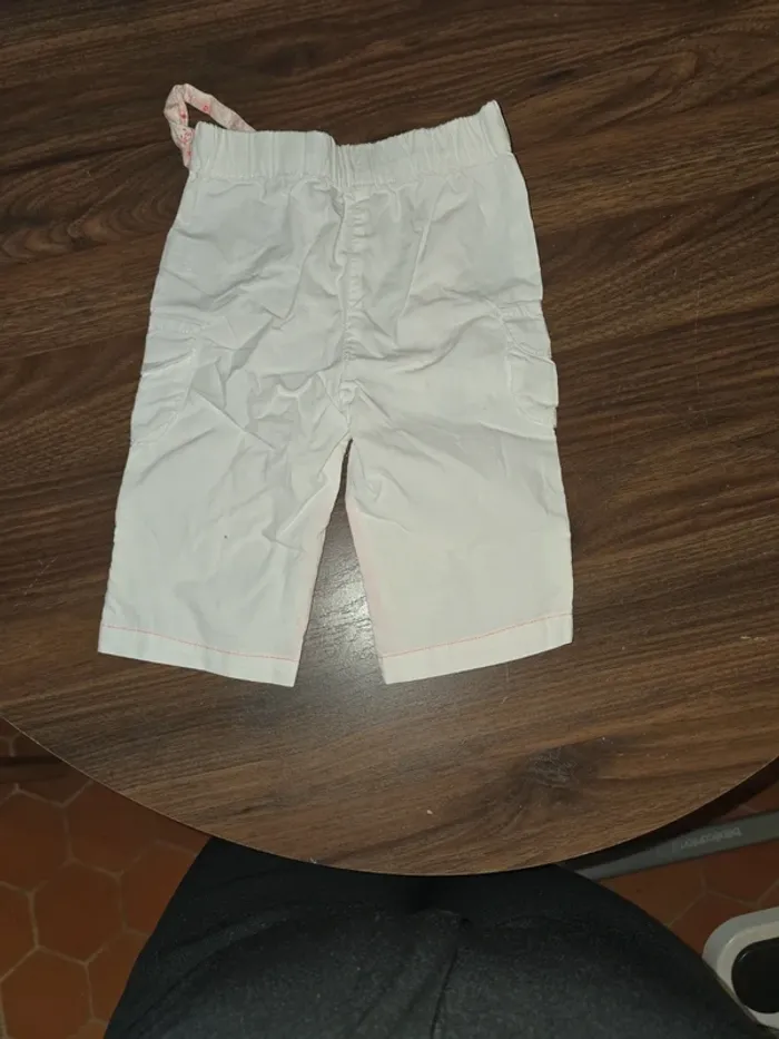Pantalon 6 mois - photo numéro 2