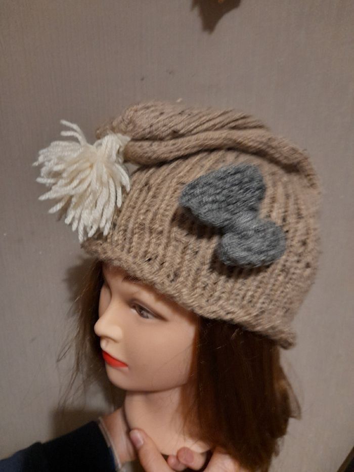 Bonnet tricoté main - photo numéro 2