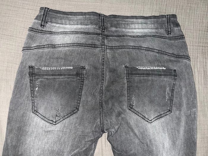 Jean gris effet délavé - photo numéro 3