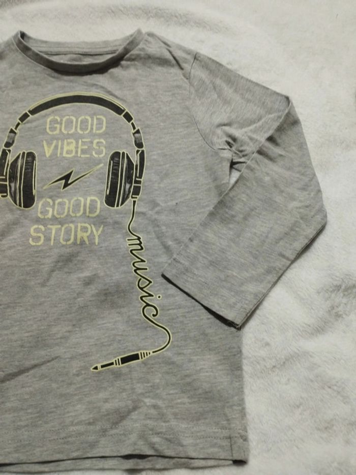 T-shirt manches longues gris 5 ans - photo numéro 2