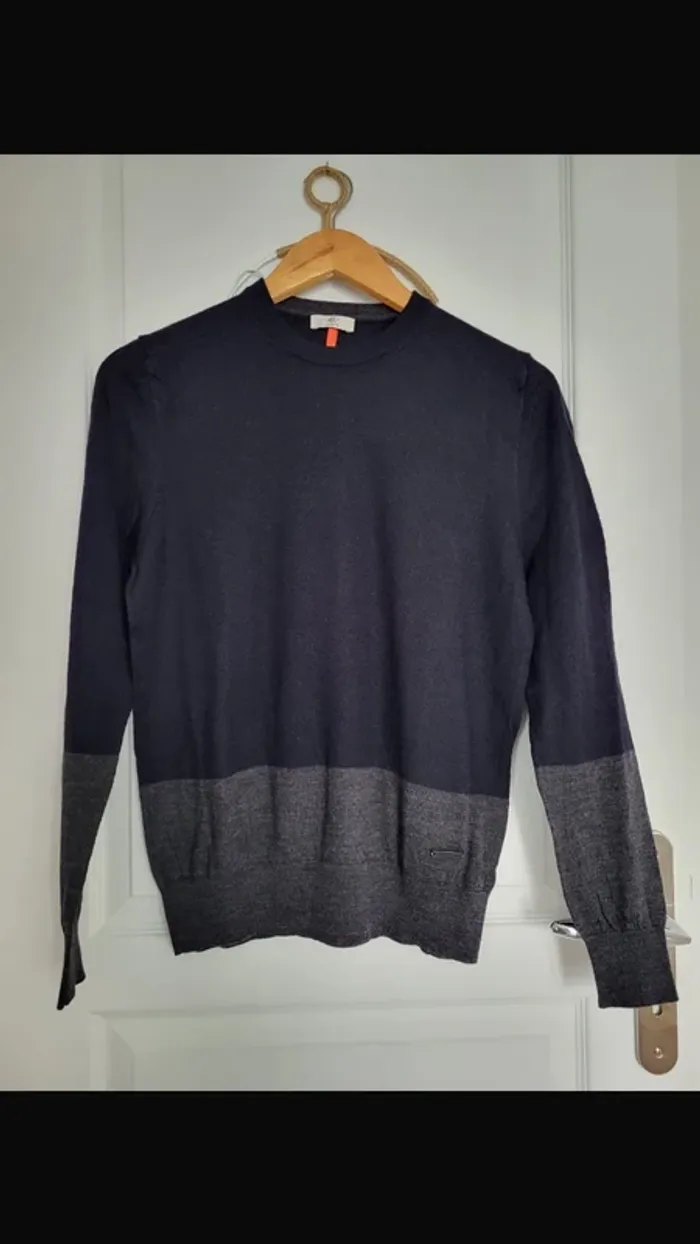 Pull Cerruti taille S 100% laine - photo numéro 2