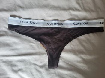 Tanga Calvin Klein 2XL neuf