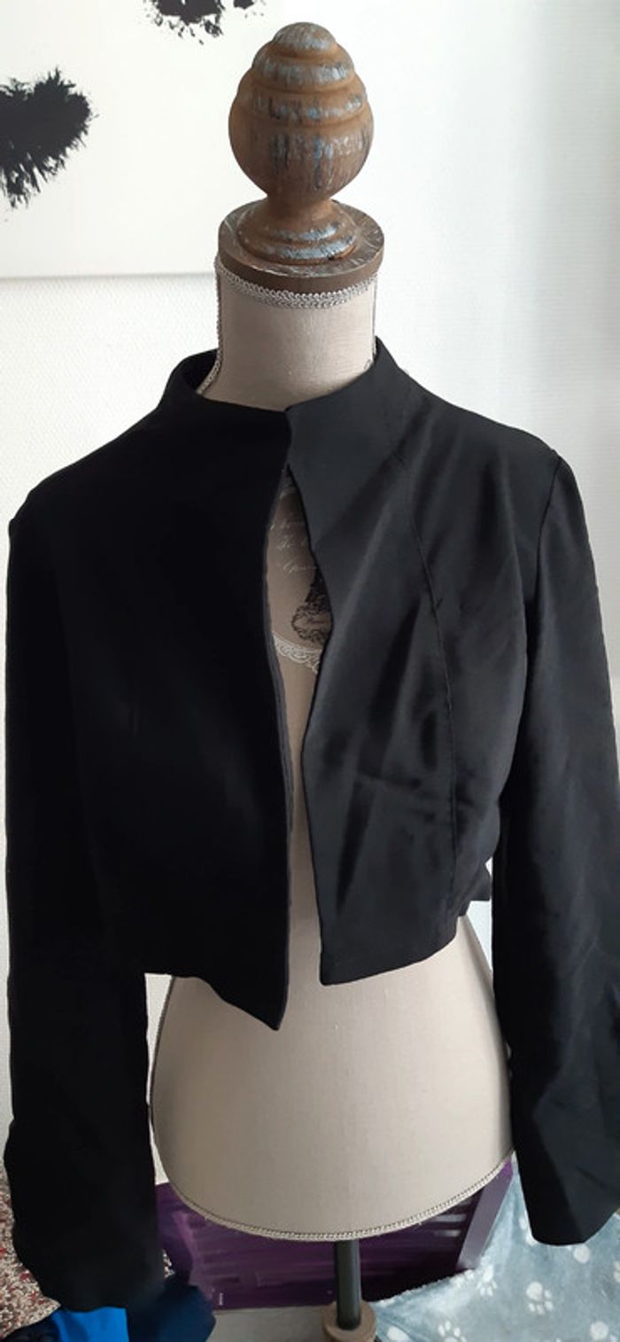 Veste boléro noire Ici et Maintenant