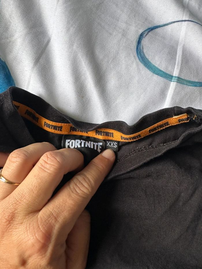 T-shirt fornite - photo numéro 3