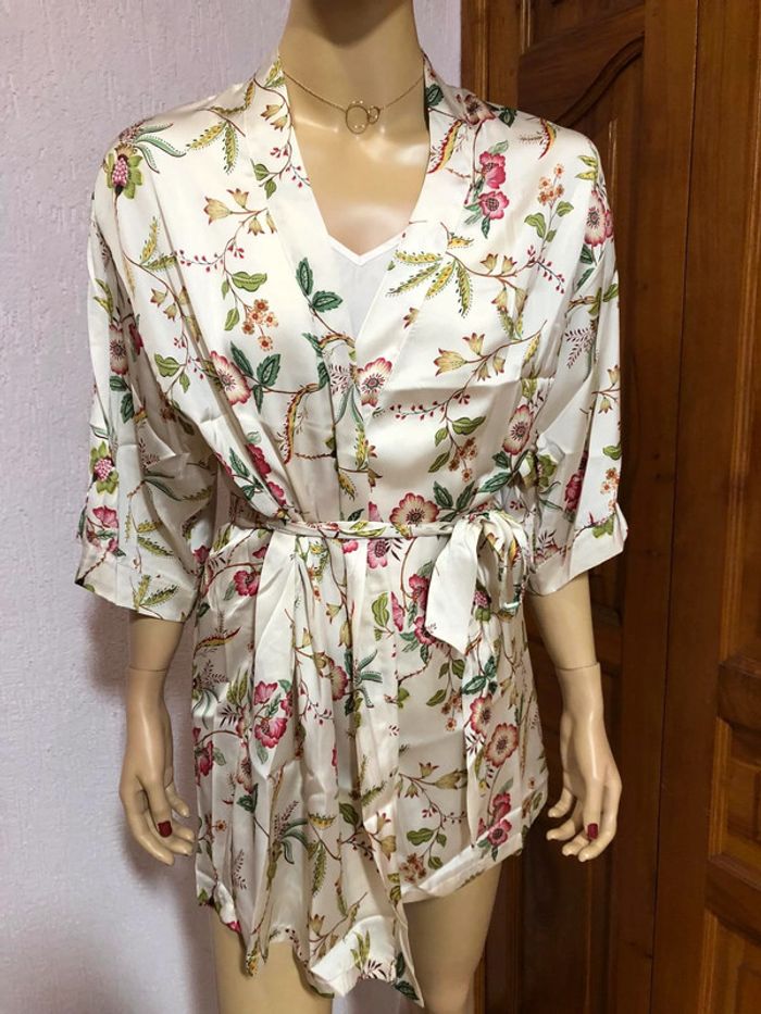 Ensemble Déshabillé et pyjama Etam - n e u f - photo numéro 2