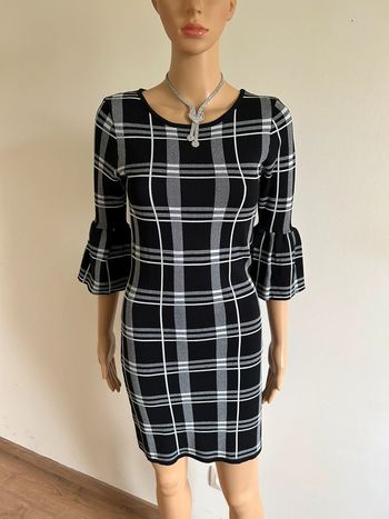 Robe noire et blanche Morgan taille S jamais portée