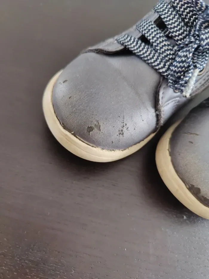 Chaussures taille 21 - photo numéro 3