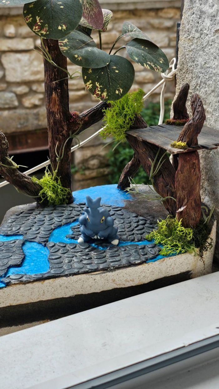 Super figurine Pokemon Nintendo finger puppet scarhino