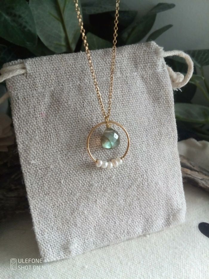 Collier labradorite et cercle de perles d'eau douce naturelles