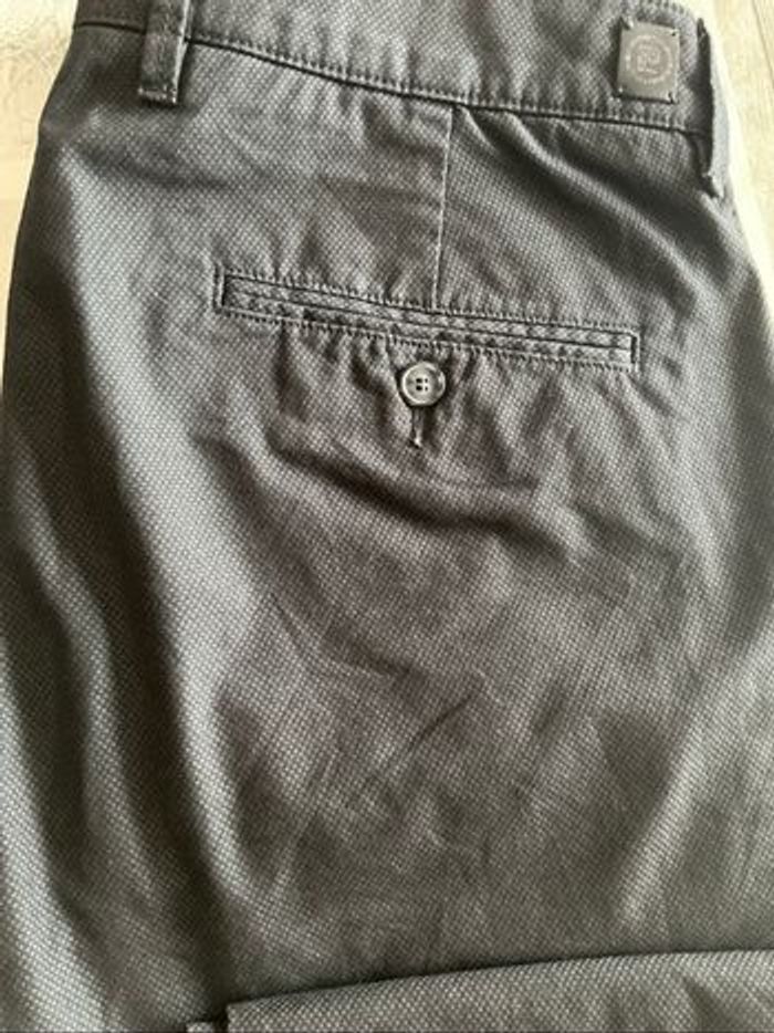 Pantalon Pierre Cardin taille 46L noir - photo numéro 5