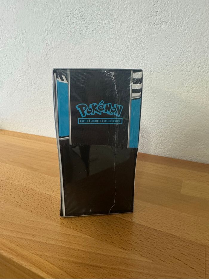 Pokémon ETB EV10.5 Foudre Noir - photo numéro 3