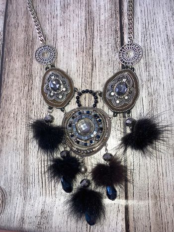 Collier fantaisies