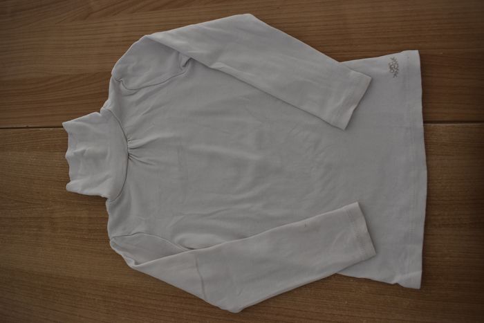 t-shirt col roulé fille