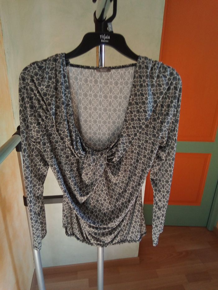 Blouse femme très bon état taille 3 - photo numéro 2