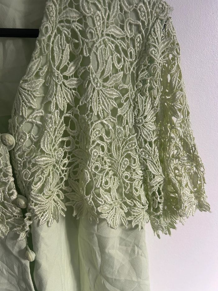 Jolie blouse manches courtes brodée vert d’eau / menthe • Canda • taille 42 - photo numéro 5