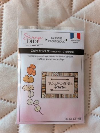 Tampon caoutchouc Cadre tribal Moments heureux Scrap Didi
