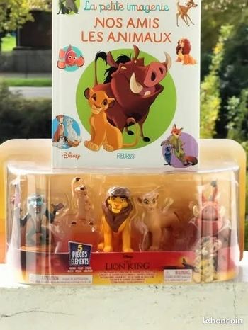 Coffret figurine le Roi lion et livre